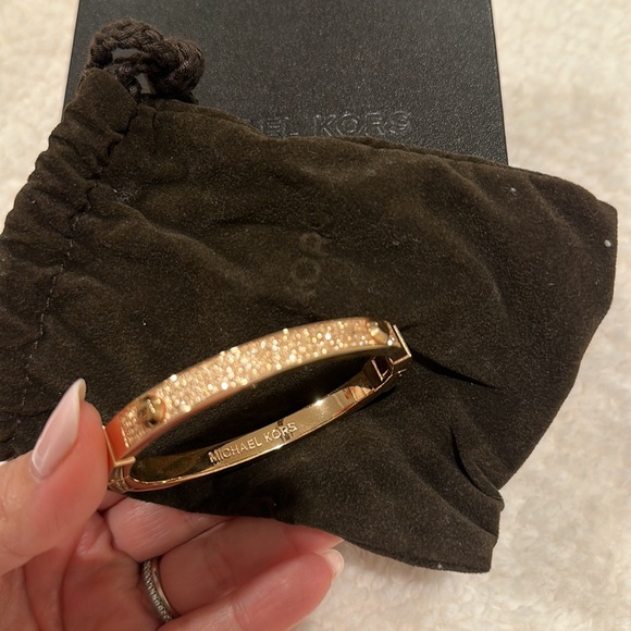 Michael Kors Rose Good Bracelet - Picture 2 of 5